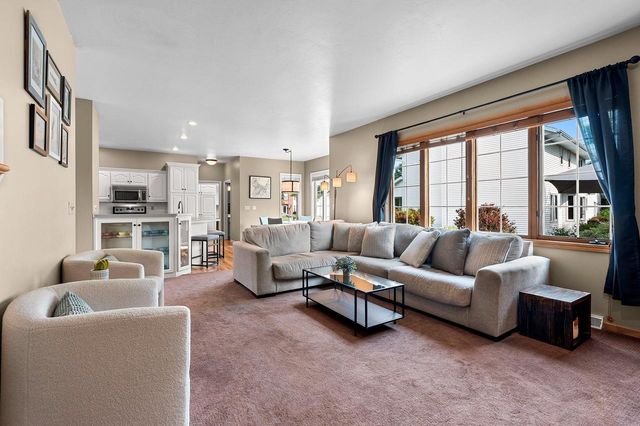821 MCCASTLEN STREET, Green Bay, WI 54301