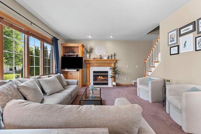 821 MCCASTLEN STREET, Green Bay, WI 54301