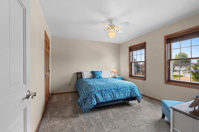 821 MCCASTLEN STREET, Green Bay, WI 54301