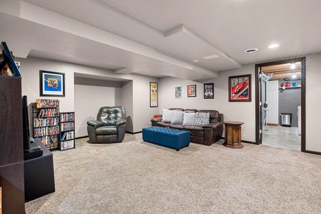 821 MCCASTLEN STREET, Green Bay, WI 54301