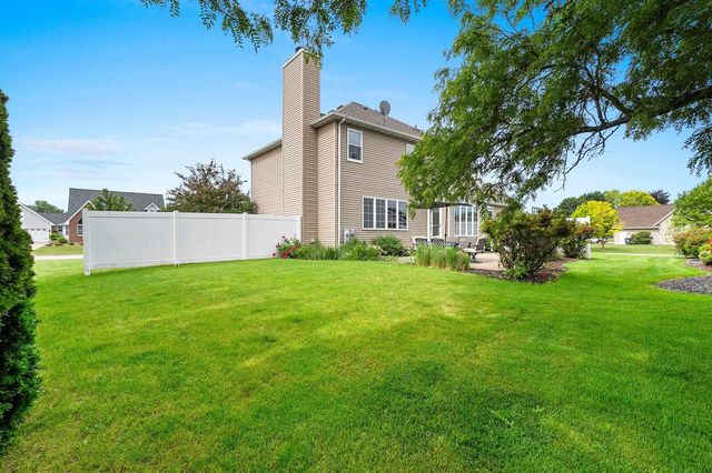 821 MCCASTLEN STREET, Green Bay, WI 54301