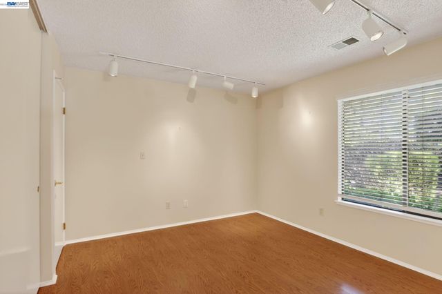 2266 Shoshone Cir, Danville, CA 94526