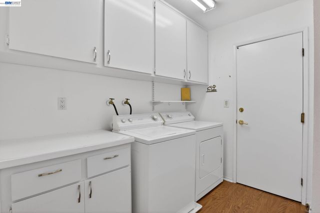 2266 Shoshone Cir, Danville, CA 94526