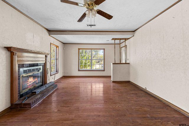 1159 County Road 479D 2, Mt Enterprise, TX 75681