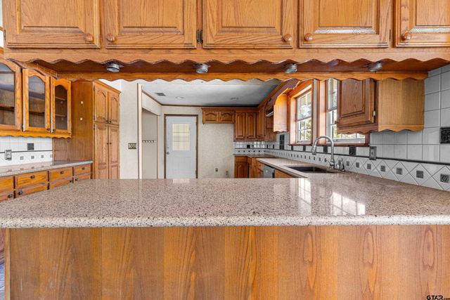 1159 County Road 479D 2, Mt Enterprise, TX 75681