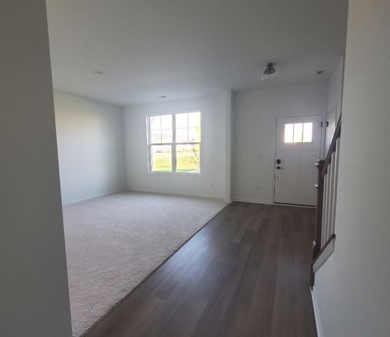 4499 Chelsea Manor Circle, Aurora, IL 60504