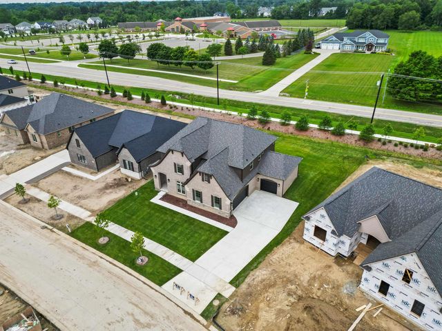 55735 Bay Oaks Court, Shelby Twp, MI 48315