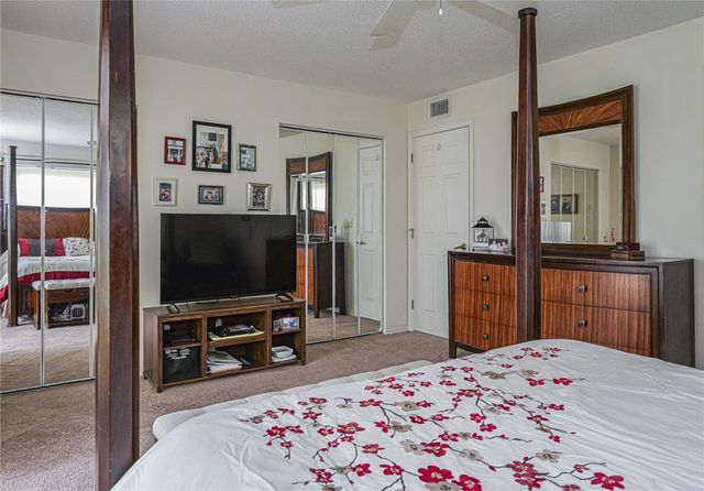 12 Vista Palm Lane 103, Vero Beach, FL 32962