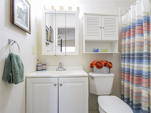 12 Vista Palm Lane 103, Vero Beach, FL 32962