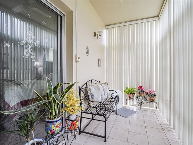 12 Vista Palm Lane 103, Vero Beach, FL 32962