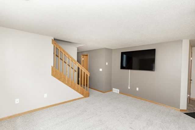 4459 15th Street S, Moorhead, MN 56560