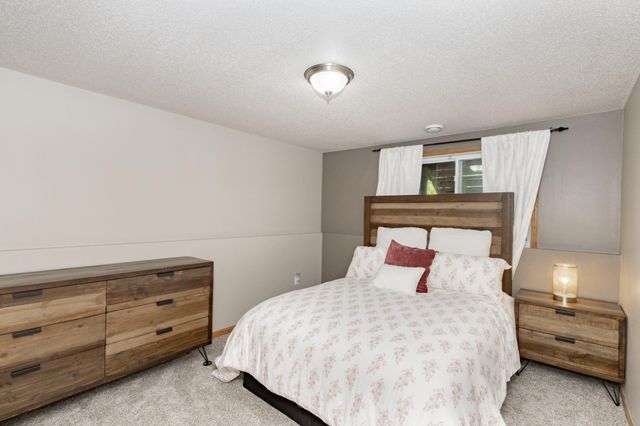 4459 15th Street S, Moorhead, MN 56560