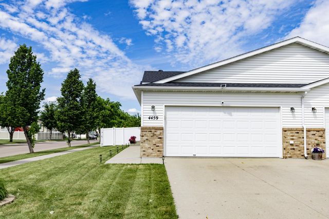 4459 15th Street S, Moorhead, MN 56560