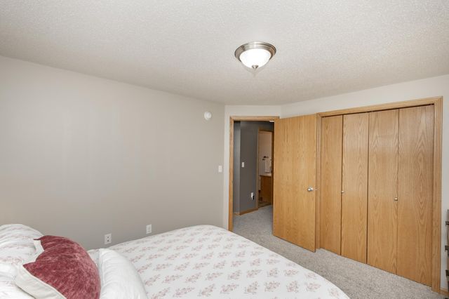 4459 15th Street S, Moorhead, MN 56560