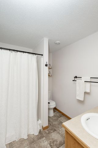4459 15th Street S, Moorhead, MN 56560