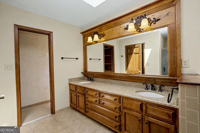 430 Antioch Road, Fayetteville, GA 30215