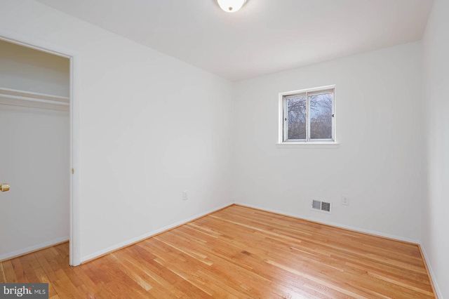 7104 24TH PL, Hyattsville, MD 20783