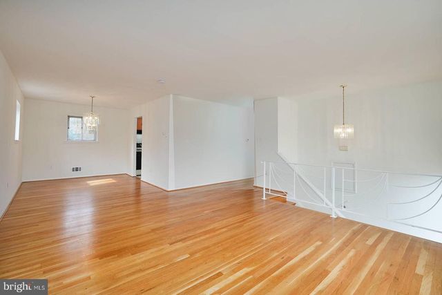 7104 24TH PL, Hyattsville, MD 20783