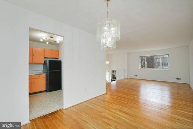 7104 24TH PL, Hyattsville, MD 20783