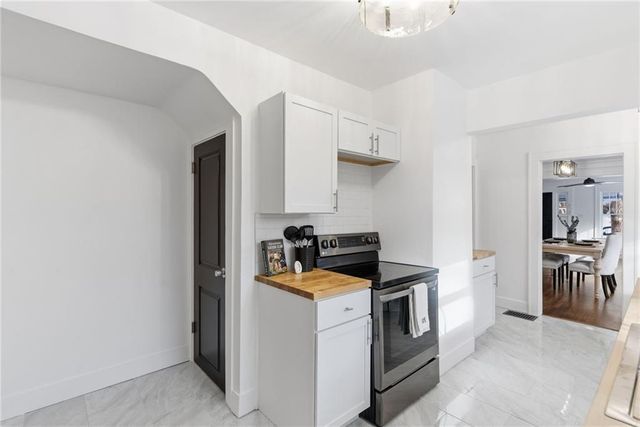 5718 Harrison Street, Kansas City, MO 64110