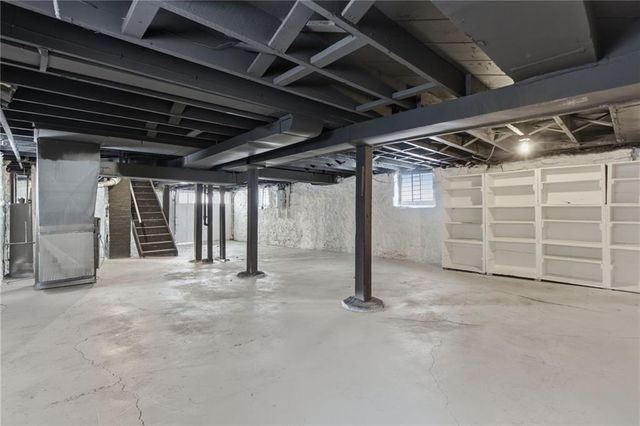 5718 Harrison Street, Kansas City, MO 64110