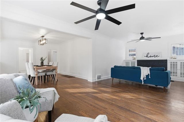 5718 Harrison Street, Kansas City, MO 64110