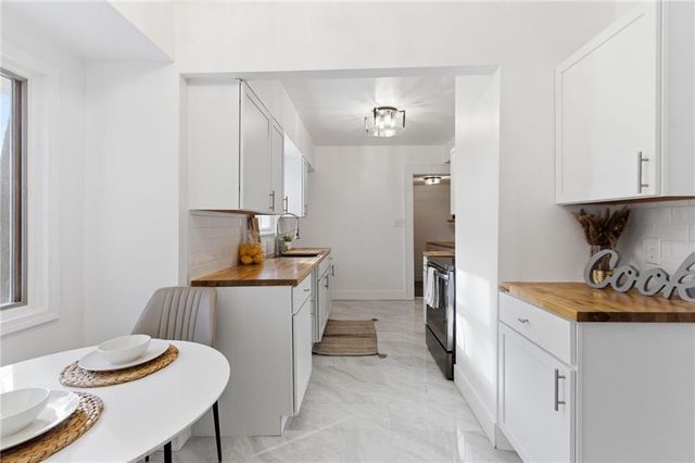 5718 Harrison Street, Kansas City, MO 64110