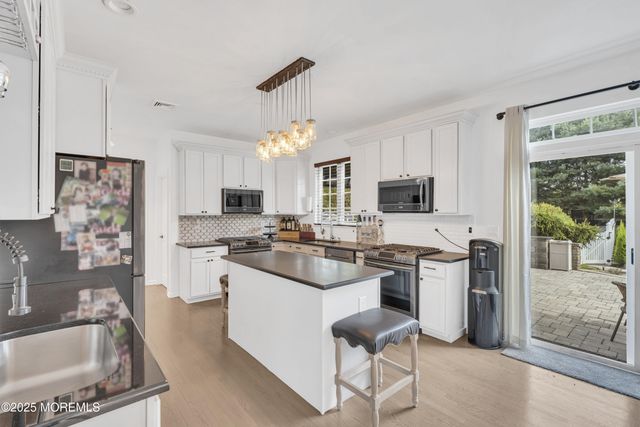 149 Newington Lane, Toms River, NJ 08755