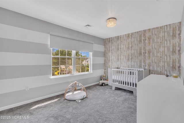 149 Newington Lane, Toms River, NJ 08755