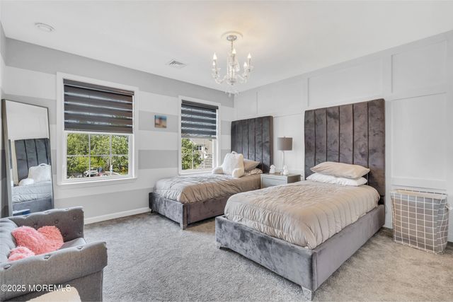 149 Newington Lane, Toms River, NJ 08755