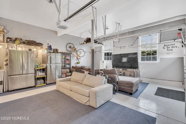 149 Newington Lane, Toms River, NJ 08755