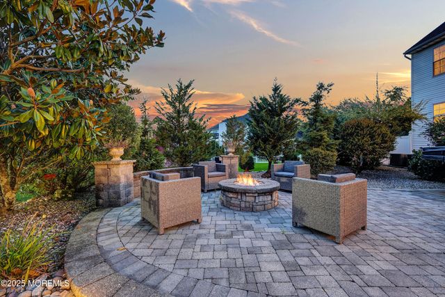 149 Newington Lane, Toms River, NJ 08755