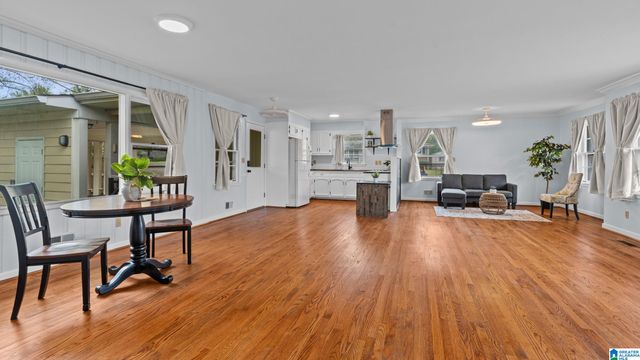 417 PARAMOUNT LANE, Hoover, AL 35226