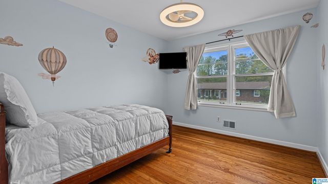 417 PARAMOUNT LANE, Hoover, AL 35226