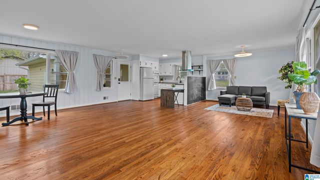 417 PARAMOUNT LANE, Hoover, AL 35226