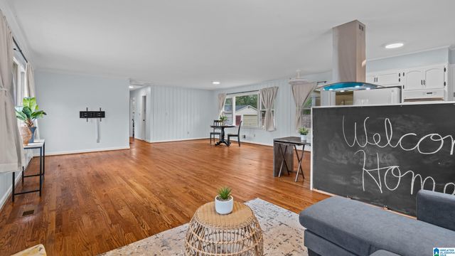 417 PARAMOUNT LANE, Hoover, AL 35226