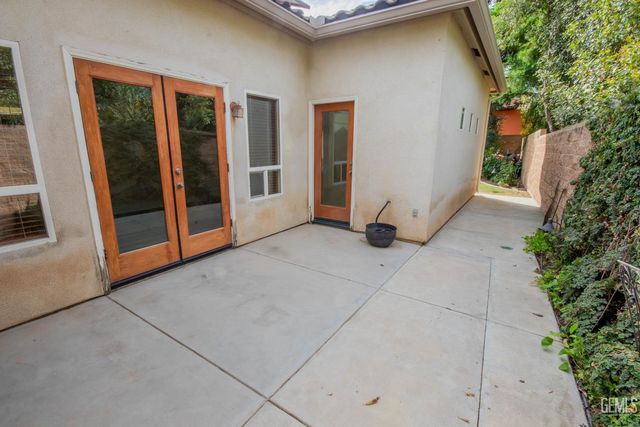 6313 Bellorita Drive, Bakersfield, CA 93306