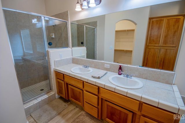 6313 Bellorita Drive, Bakersfield, CA 93306
