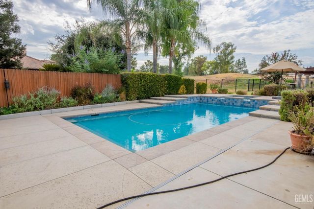 6313 Bellorita Drive, Bakersfield, CA 93306