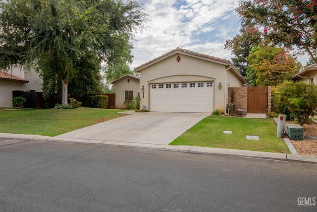 6313 Bellorita Drive, Bakersfield, CA 93306
