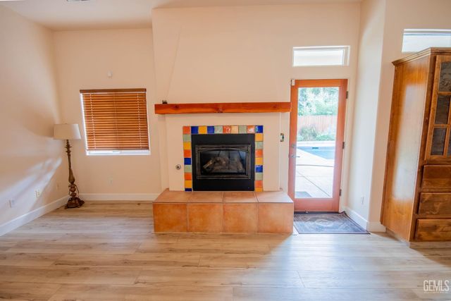 6313 Bellorita Drive, Bakersfield, CA 93306