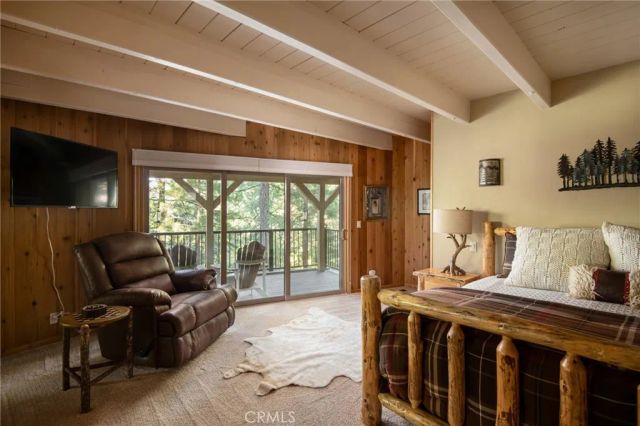 26621 Thunderbird, Lake Arrowhead, CA 92352