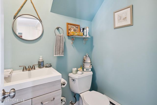 8 S Boston Drive, Little Egg Harbor, NJ 08087