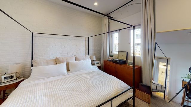 27 Bowdoin St 1B, Boston, MA 02114