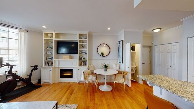 27 Bowdoin St 1B, Boston, MA 02114