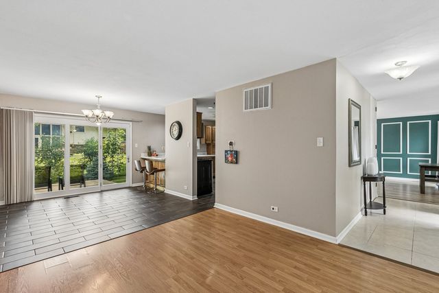 5460 Adeline Place, Oak Forest, IL 60452