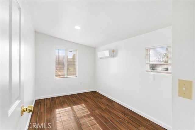 1130 Jeffrey St, Bakersfield, CA 93305