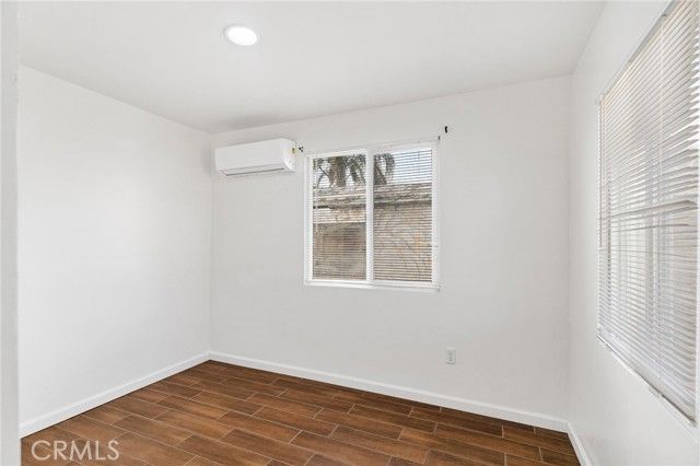 1130 Jeffrey St, Bakersfield, CA 93305