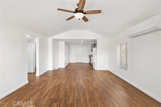 1130 Jeffrey St, Bakersfield, CA 93305