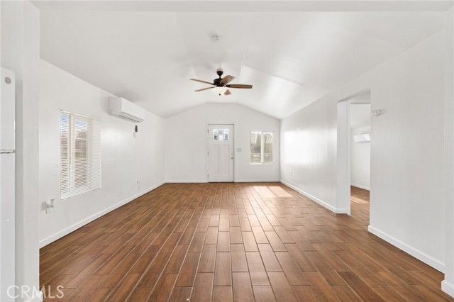 1130 Jeffrey St, Bakersfield, CA 93305